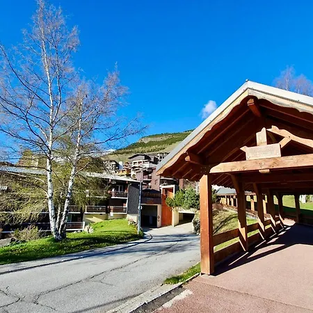 Studio 4 Personnes Au Pied Des Pistes Balcon Vue Montagne