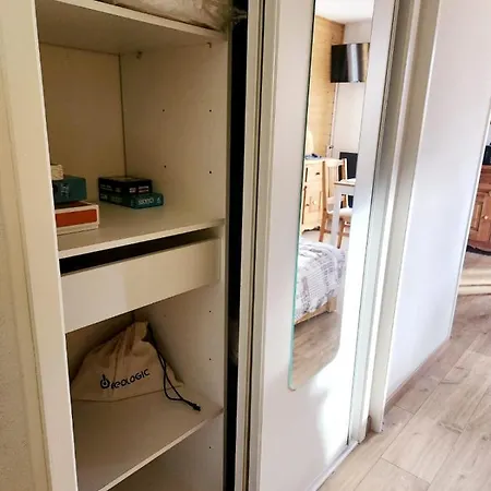 شقة Studio 4 Personnes Au Pied Des Pistes Balcon Vue Montagne *