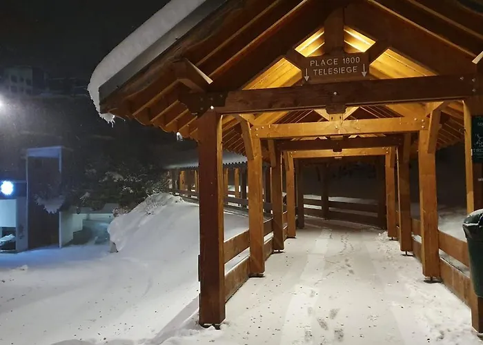 Cosy 4 Personnes - Atmosphere Chaleureuse Au Pied Des Pistes Апартаменти Ле-дез-Альп